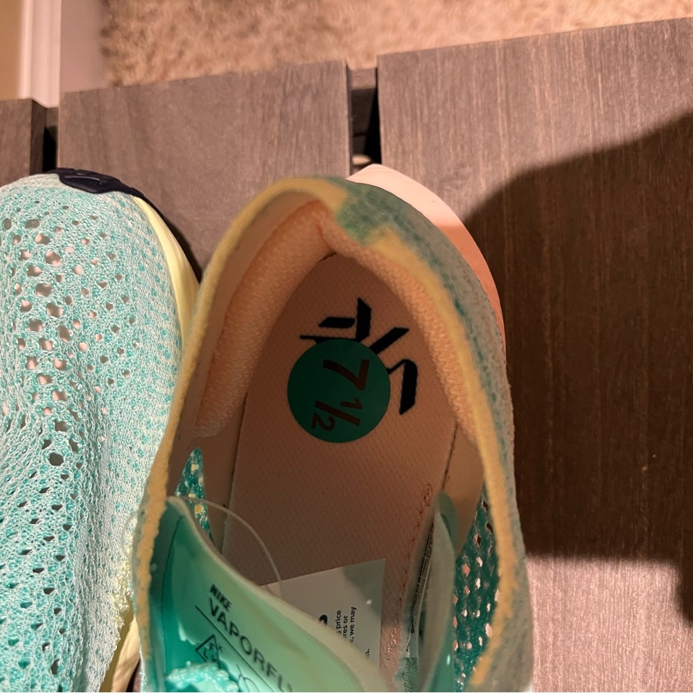 Nike Womens ZoomX VaporFly Next% 3 'Mint Foam Sunset Tint' Sz 7.5 - Picture 4 of 10